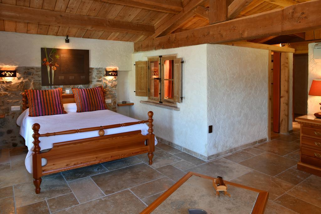L' Escapade Hotel & Restaurant Le Pradet Εξωτερικό φωτογραφία