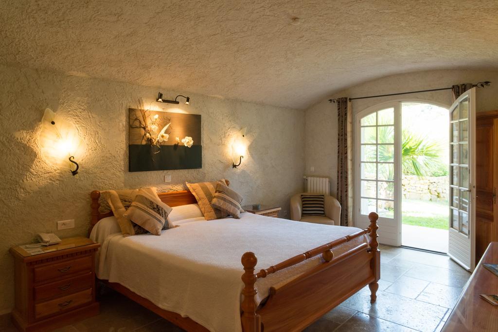 L' Escapade Hotel & Restaurant Le Pradet Εξωτερικό φωτογραφία