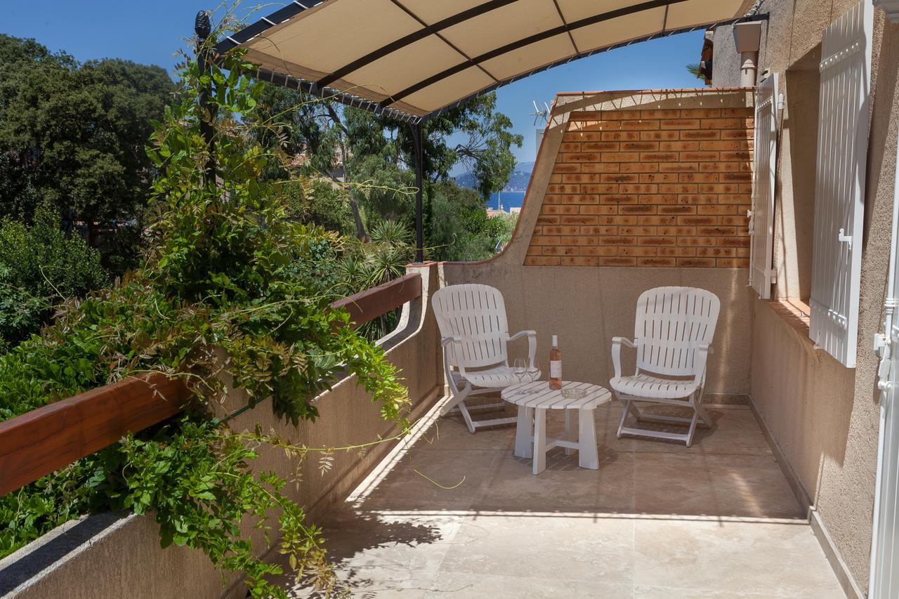 L' Escapade Hotel & Restaurant Le Pradet Εξωτερικό φωτογραφία