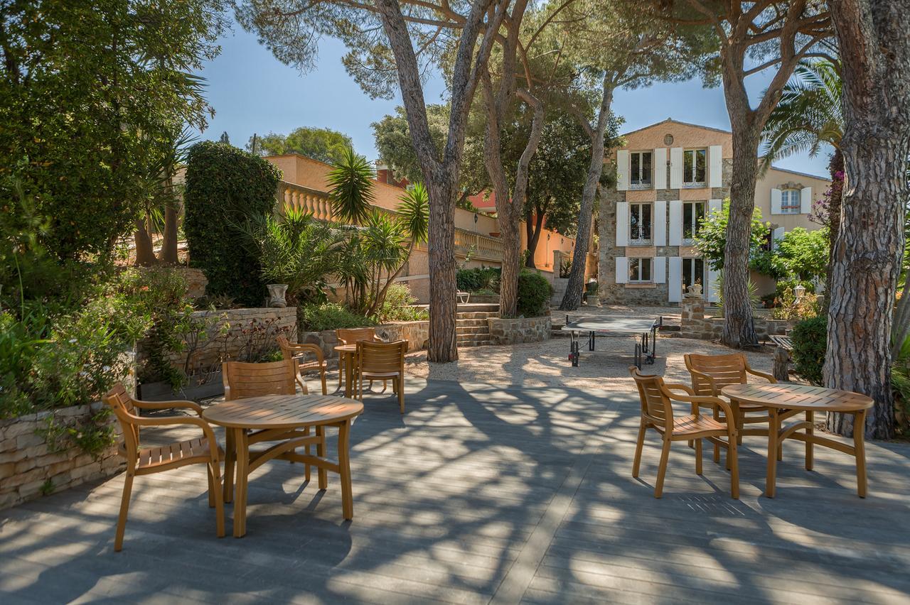 L' Escapade Hotel & Restaurant Le Pradet Εξωτερικό φωτογραφία