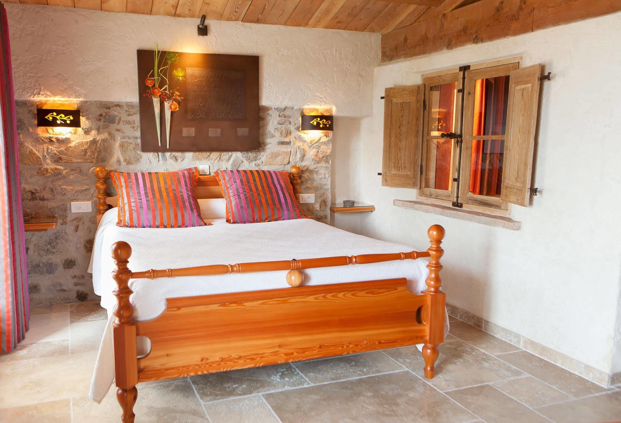 L' Escapade Hotel & Restaurant Le Pradet Εξωτερικό φωτογραφία